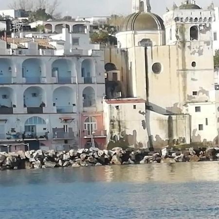 Appartamento Sul Mare Ad Ischia Ponte Экстерьер фото