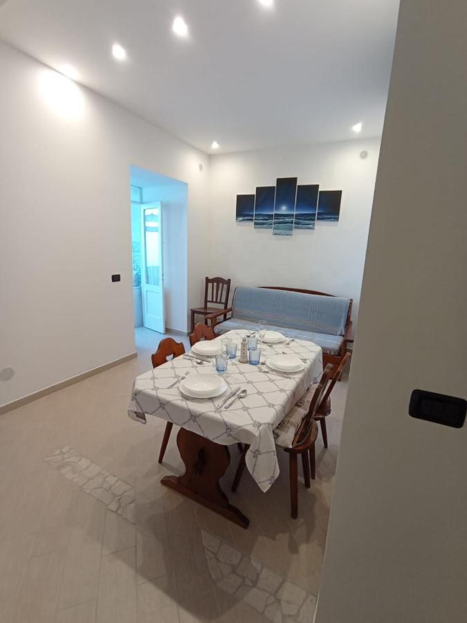 Appartamento Sul Mare Ad Ischia Ponte Экстерьер фото